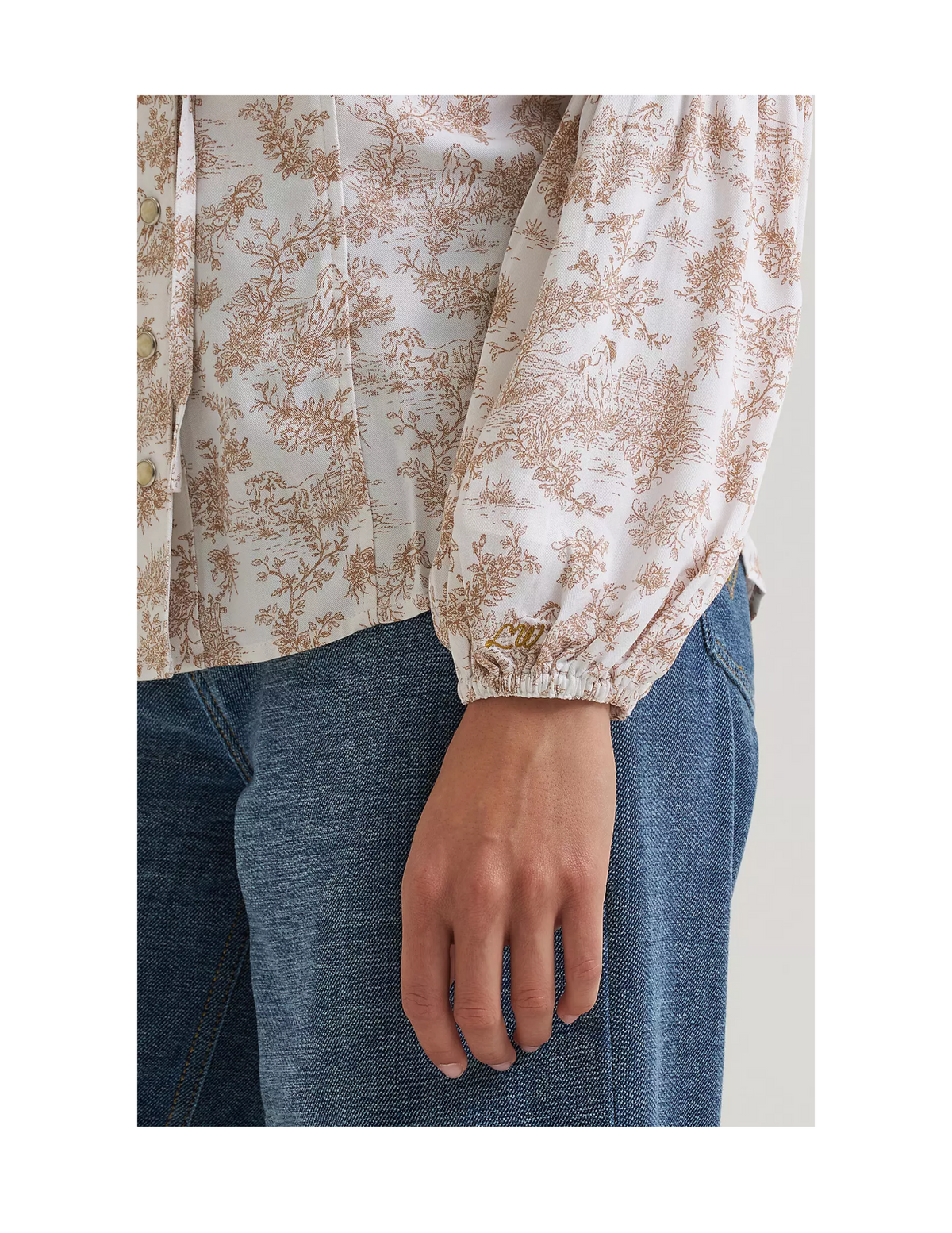 Wrangler x Lainey Wilson Folk Floral Ruffle Blouse - BUTTON FRONT