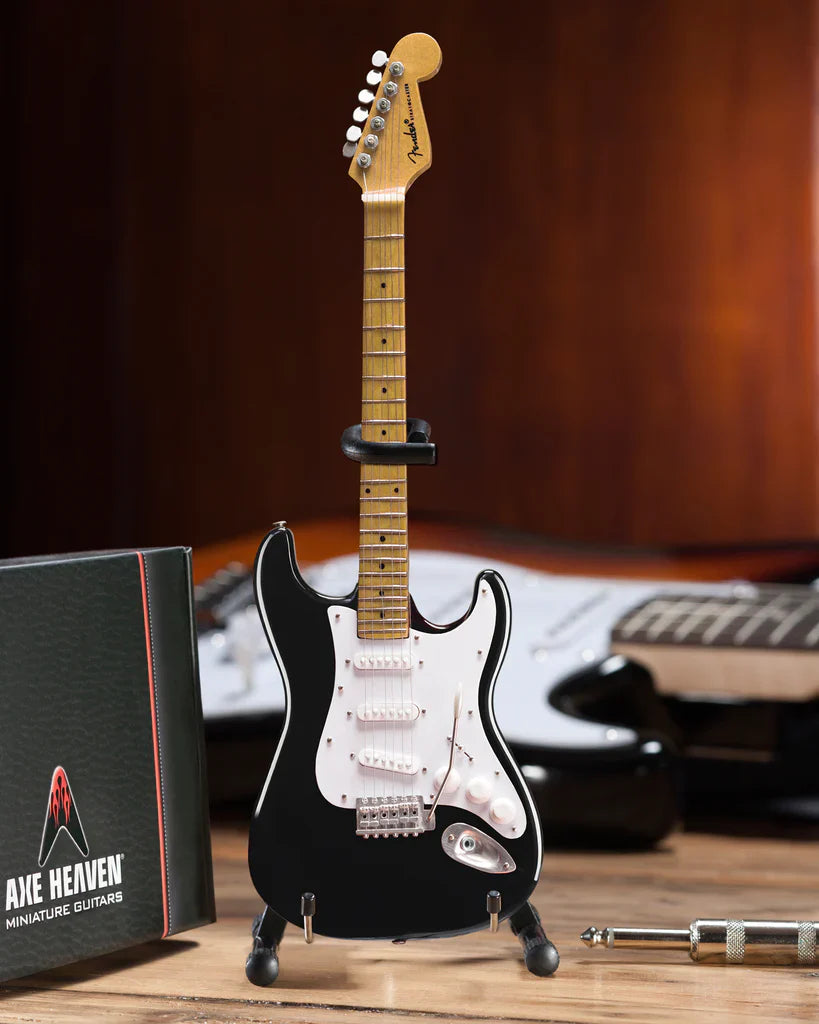 Miniature Fender™ Strat™ ’Stratocaster’ Classic Black Model Guitar - SOUVENIRS