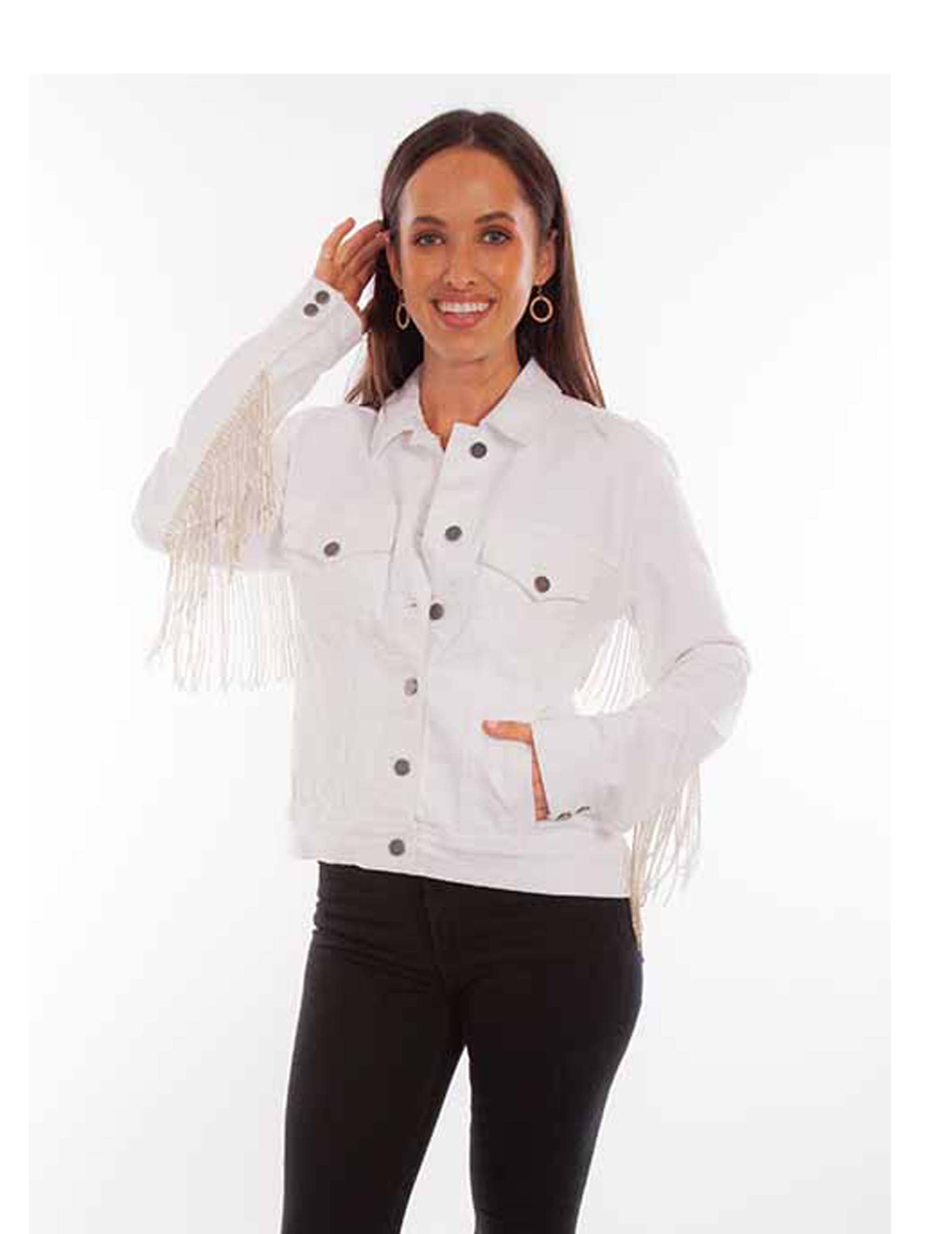 3 White Denim Jacket Outfit Ideas - Allyn Lewis