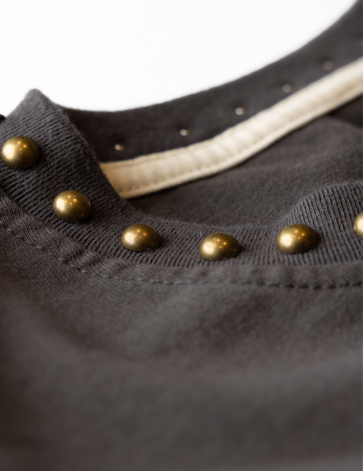 Opry Women’s Step Into The Circle Studded Boxy T-Shirt - CREWS