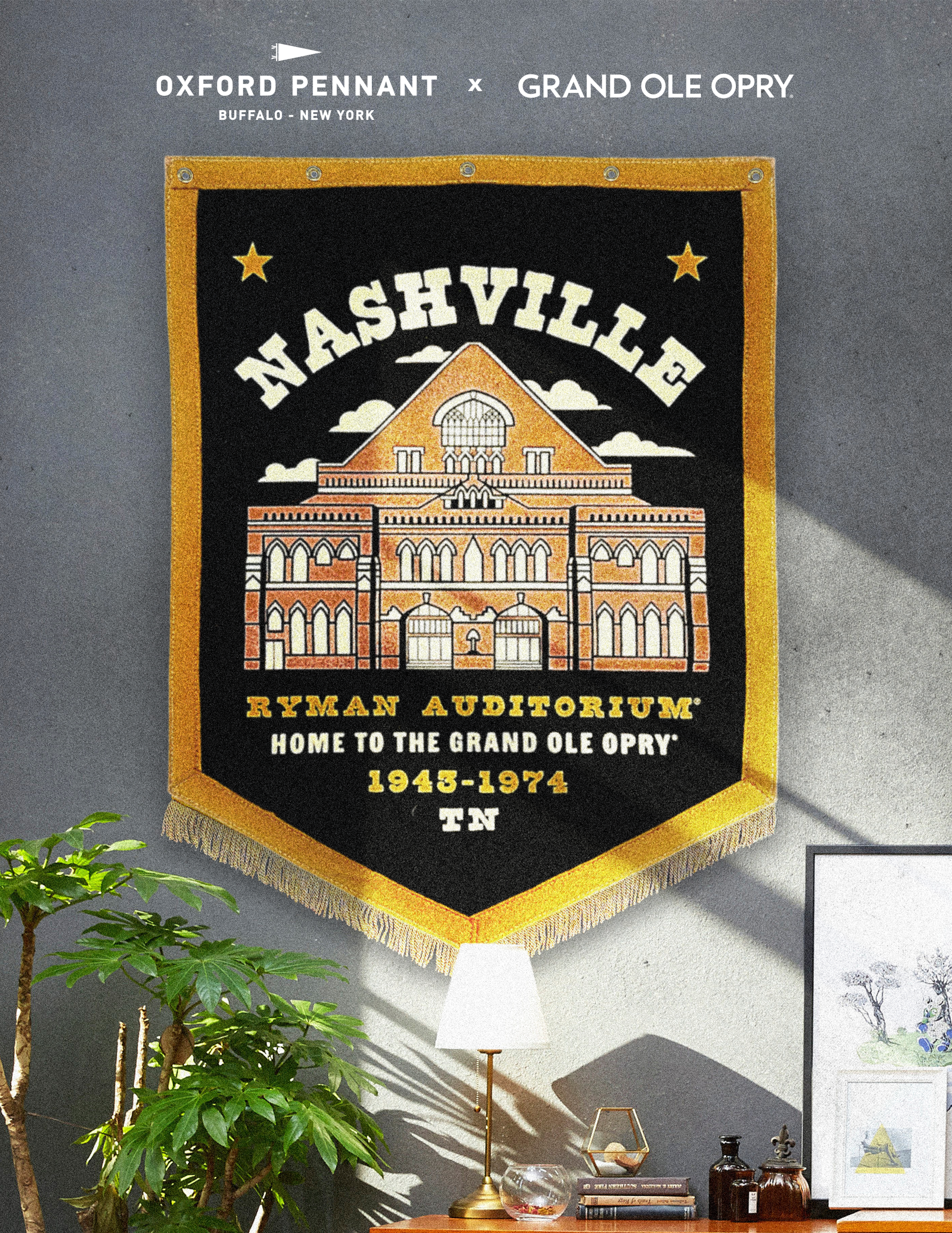 Ryman 48x64 Building Oxford Banner - DECOR