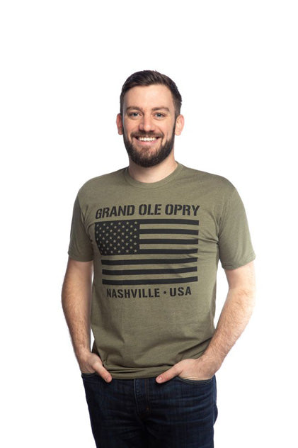 Maxim Intim let Opry Flag T-Shirt